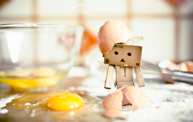 You cant make an omelette without breaking eggs, Yumurtaları kırmadan omlet yapamazsın. İngilizce atasözü ve Türkçe karşılığı