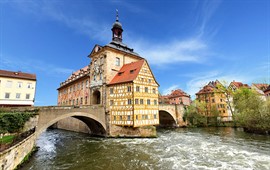 Bamberg  dil okullarını görüntülemek için tıklayın.