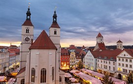 Regensburg  dil okullarını görüntülemek için tıklayın.