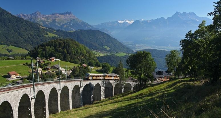 Leysin American Summer School Switzerland