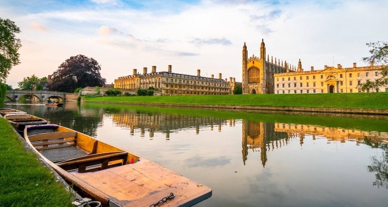 Cambridge'de Dil Eğitimi