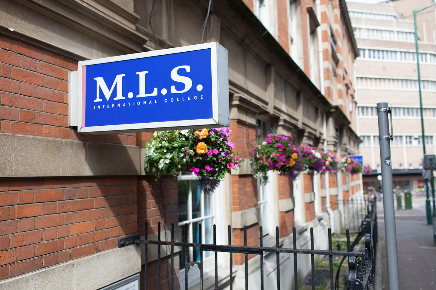 Bournemouth MLS İngiltere sertifika