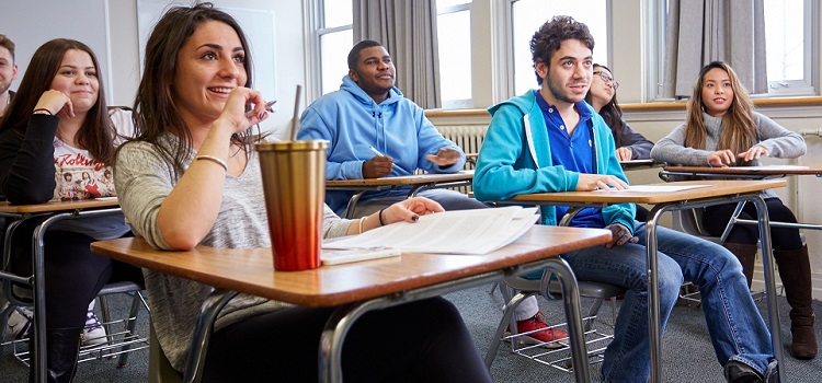 centennial college üniversite eğitimi