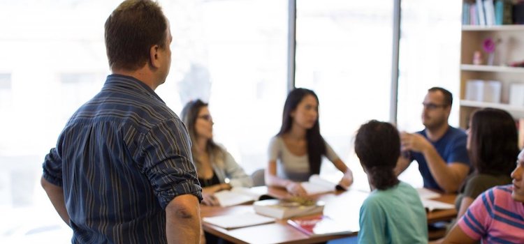 college of english language los angeles