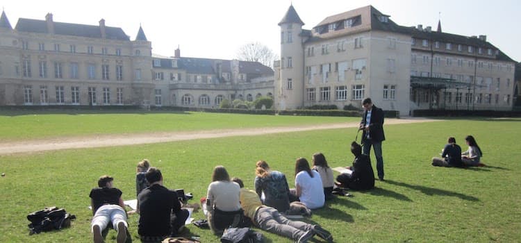 Notre Dame International High School Paris Lise