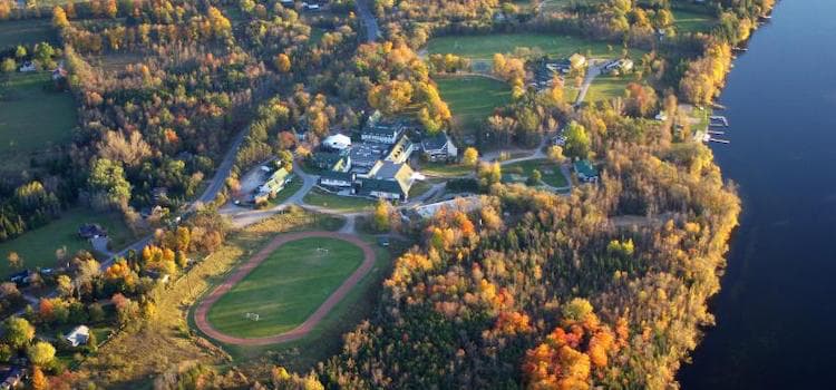 Lakefield College School