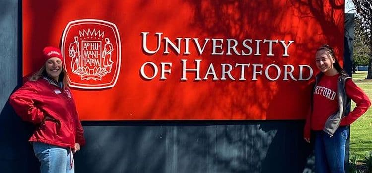 Hartford Üniversite