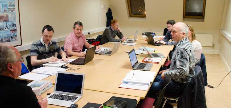 Galway Business School İrlanda sertifika programı