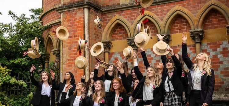 Wellington College Londra Lise