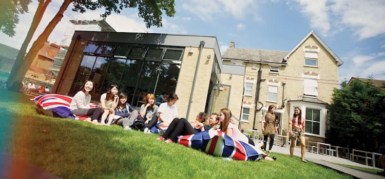 London South Bank University Londra Yaz Okulları