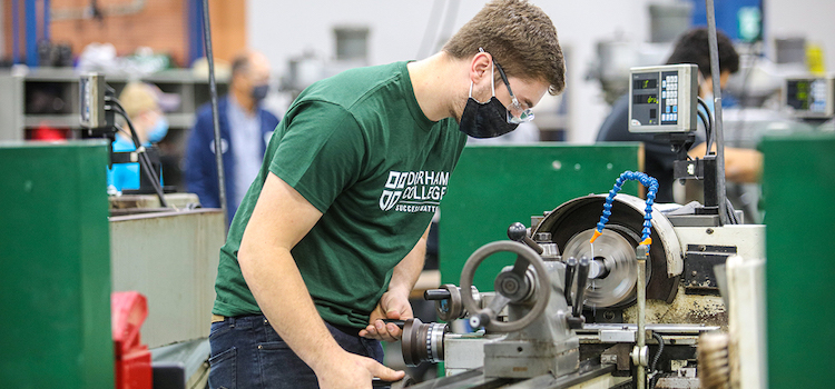 Durham College Kanada sertifika programı