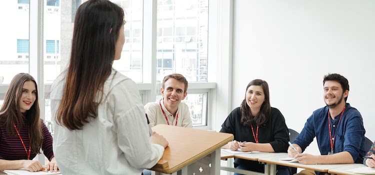 Lexis Language School Güney Kore dil okulu