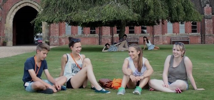 Ardingly College Brighton Yaz Okulları
