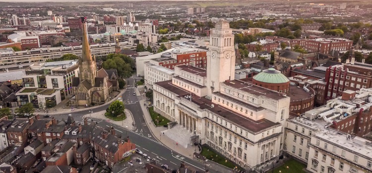 leeds üniversitesi